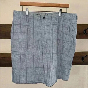 Callaway Men's Gray Plaid Golf Shorts Size 36
